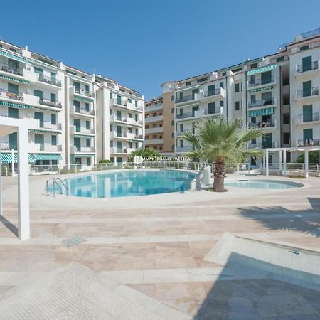 Residence El Palmar Da Colla Lido di Jesolo Ngoại thất bức ảnh